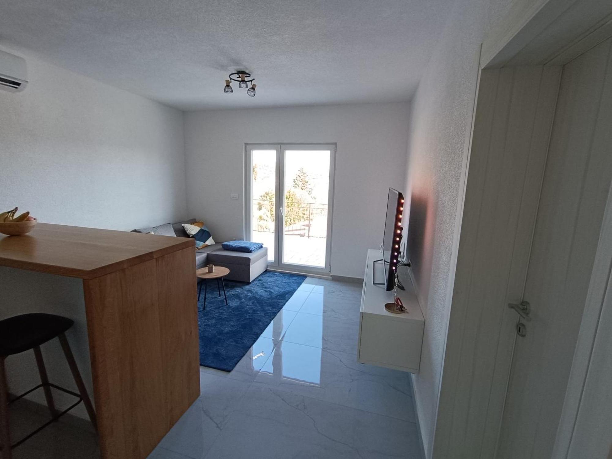 Apartment Koko 罗戈兹尼察 外观 照片
