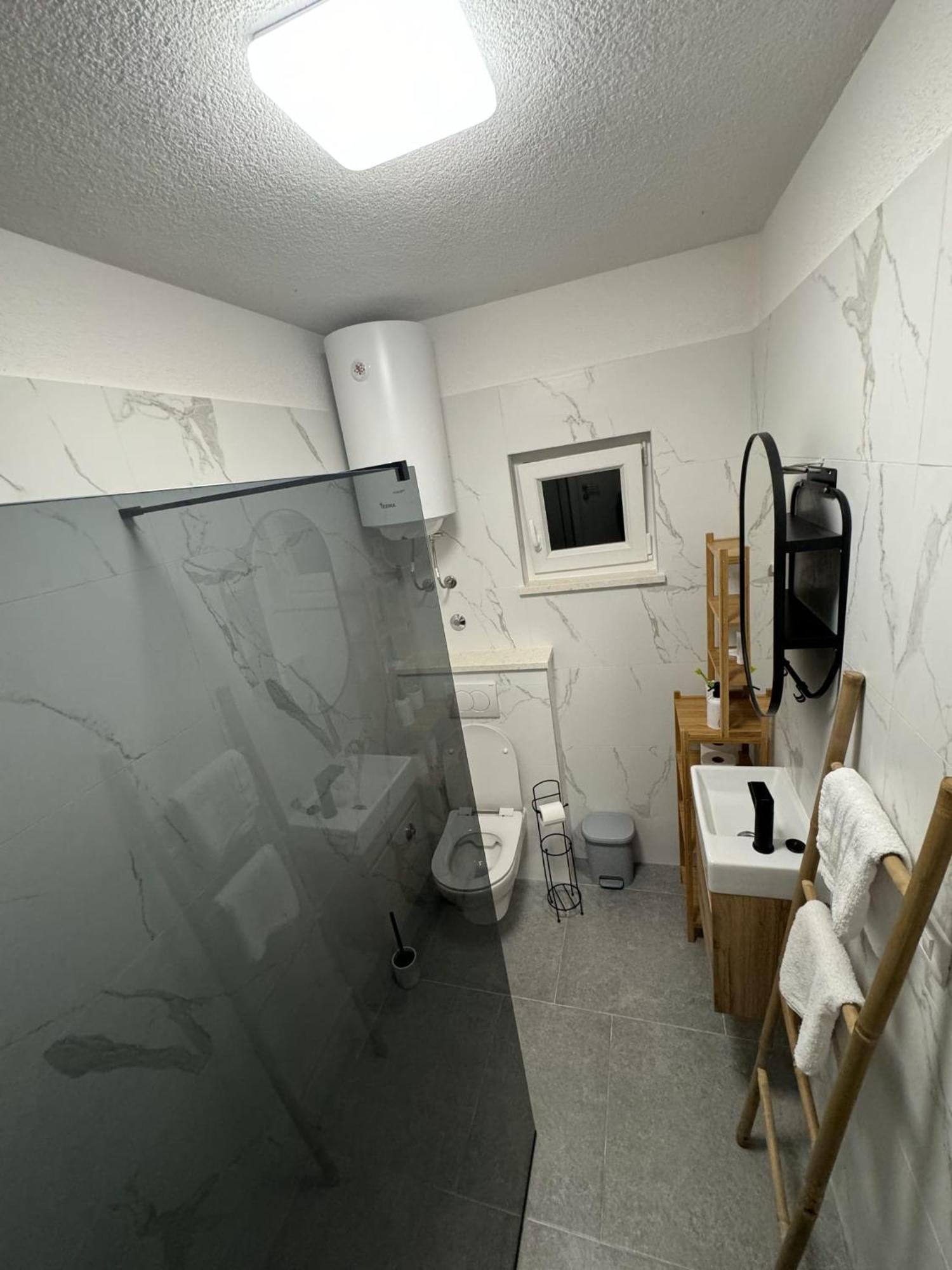 Apartment Koko 罗戈兹尼察 外观 照片