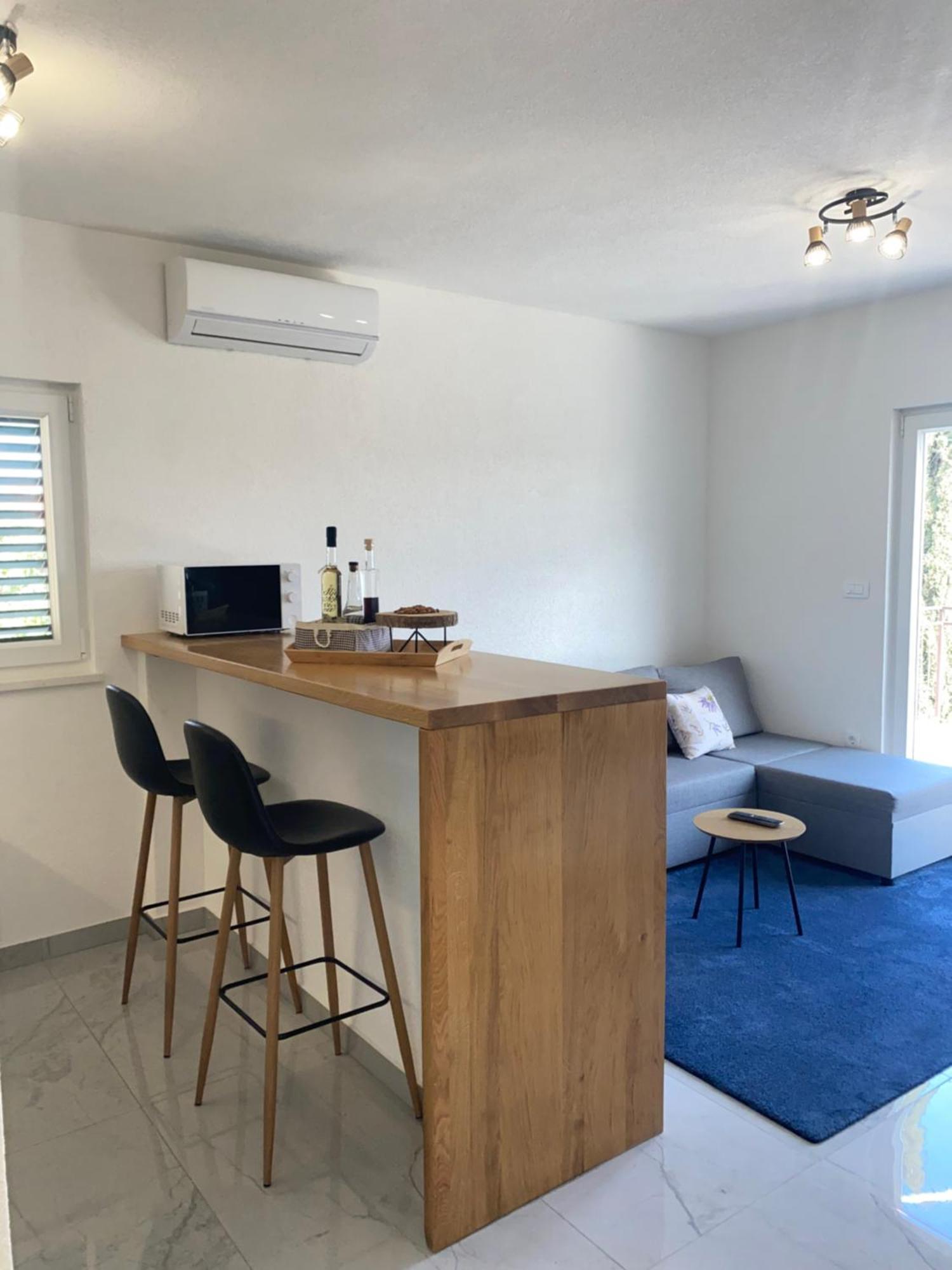 Apartment Koko 罗戈兹尼察 外观 照片